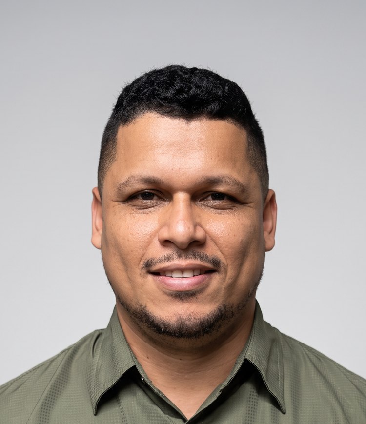 Arturo Mendoza, Operaciones en SUMECSA